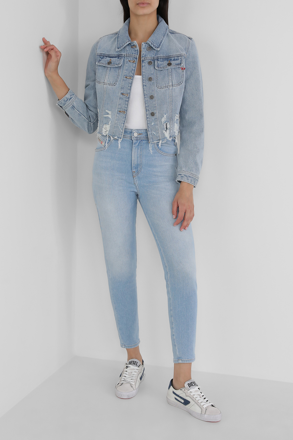 ז`קט ג`ינס קרופ